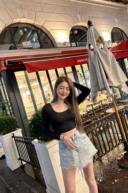 超舒適2.0材質不可拆胸墊短版發熱衣