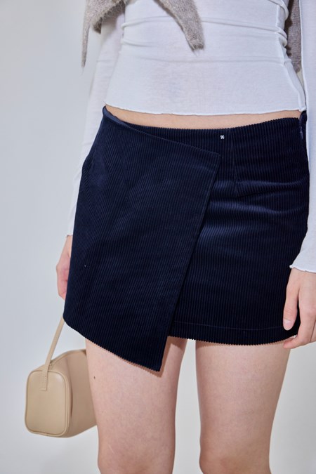 SQB x YV Double Crust Corduroy Skorts