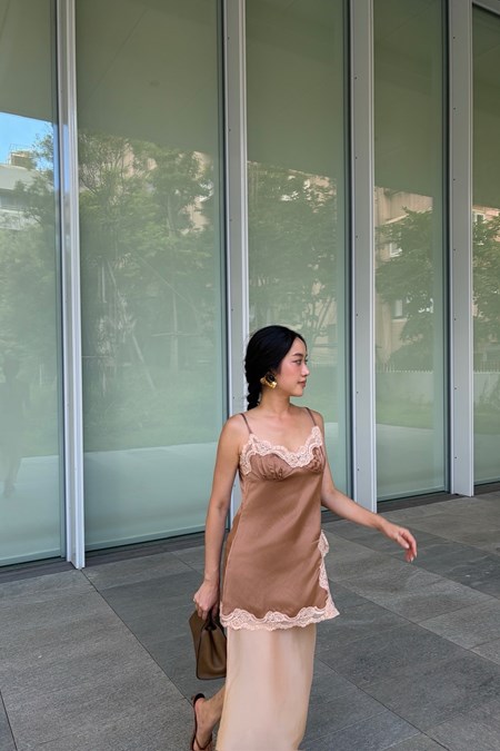 Out Of Office Lace Slip