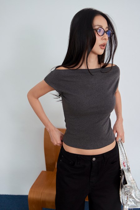 Bareline Tee