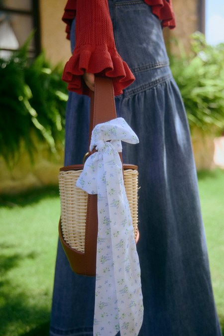 Suzy’s Zoo Tea Party Rendezvous Mesh Scarf