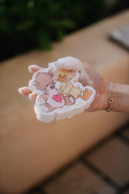 Suzy’s Zoo Lets Clean Scrub Sponge
