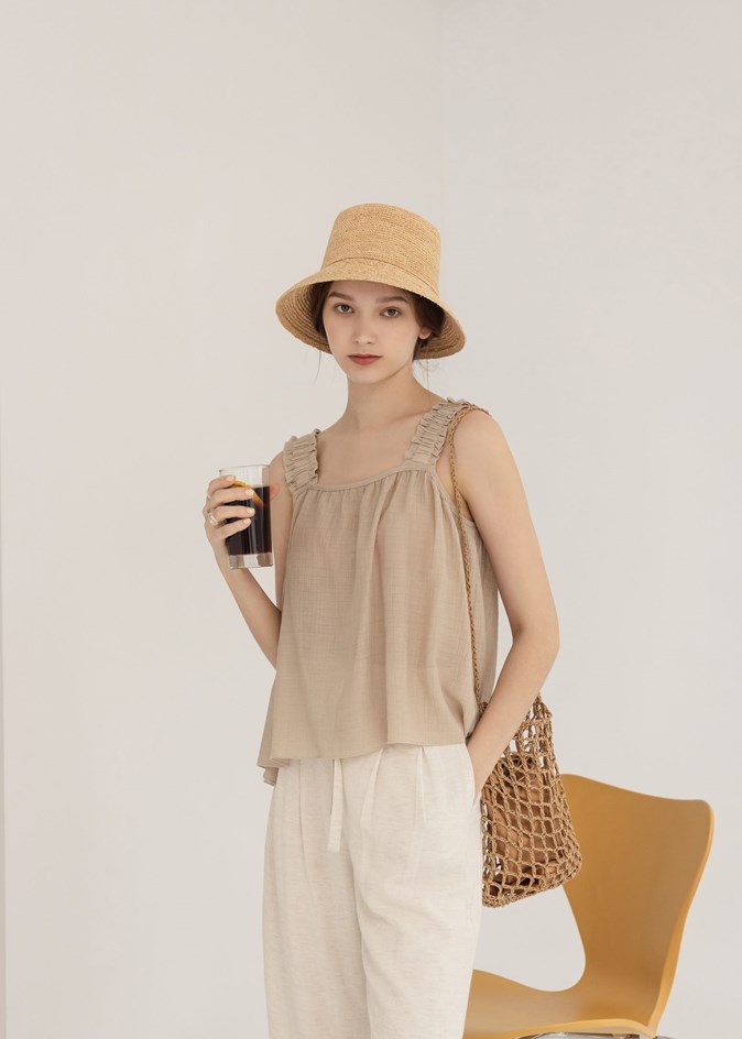 BUTTER皺皺荷葉邊肩帶上衣