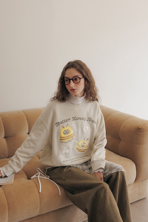 奶油蜂蜜QQ毛拼布大學TEE