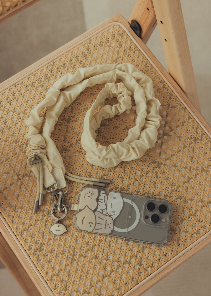 奶油捲捲手機背帶