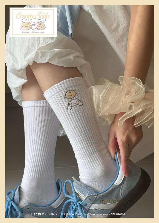 【奶油家族x大耳狗】刺繡圖案襪子