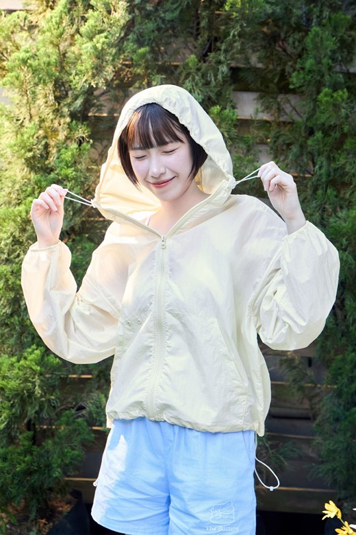 奶油假期防曬連帽外套