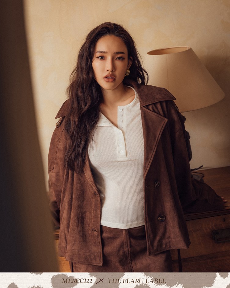 質感麂皮綁帶外套(The Elaru label 聯名款-Ruby)