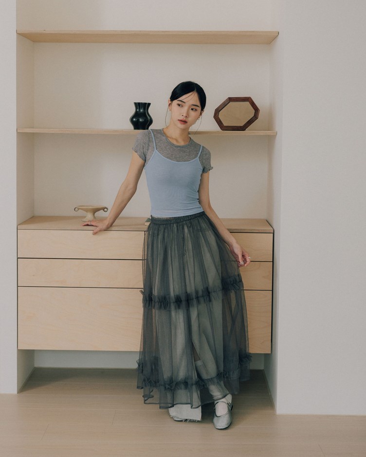 澎澎透肌網紗外罩裙