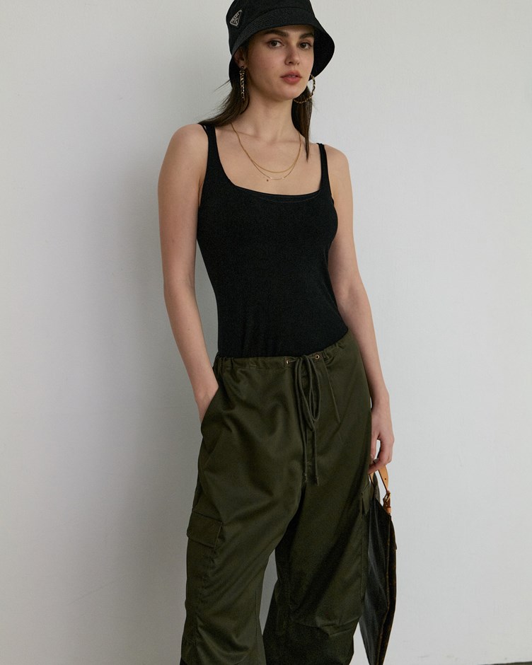 人造絲｜極簡顯瘦細肩背心