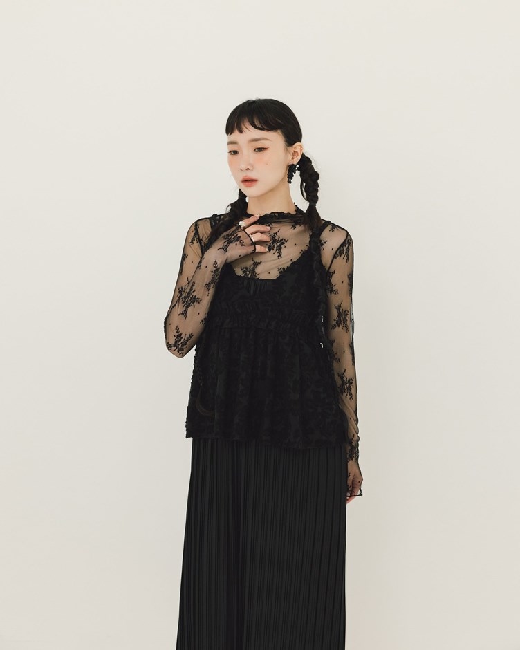 V領毛邊花朵抽皺背心