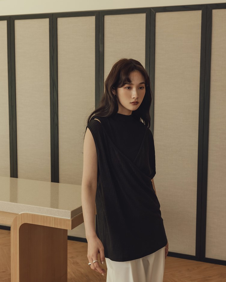 針織直紋交疊背心