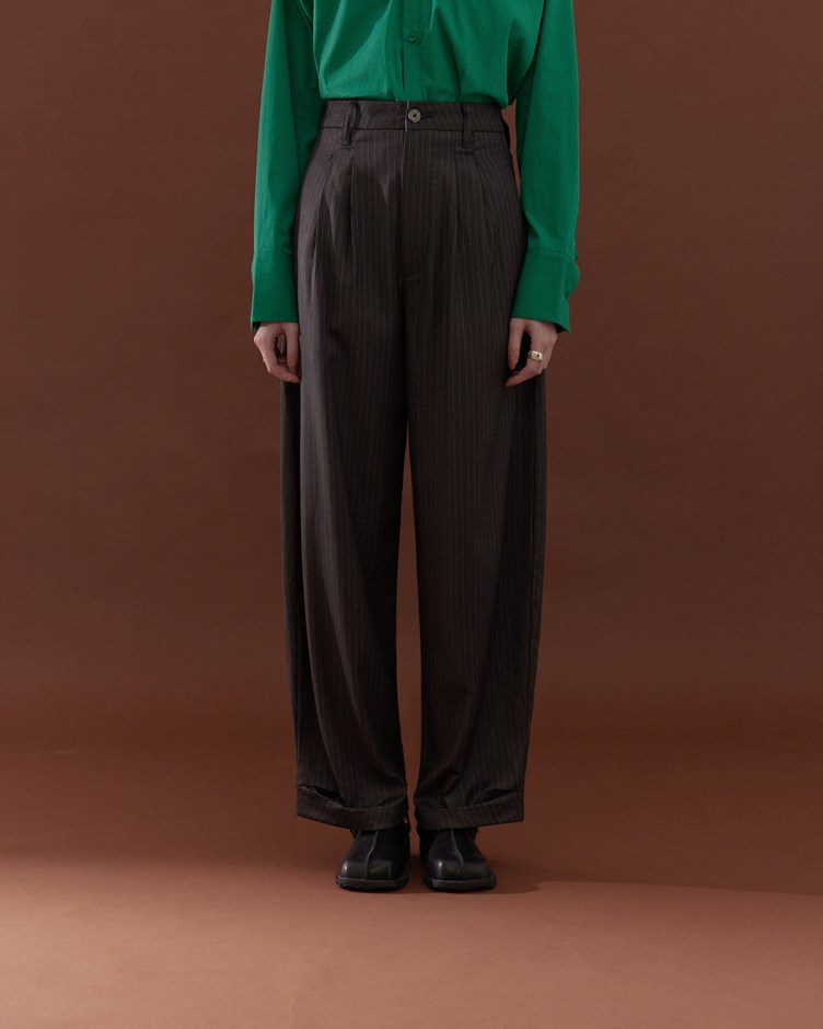 褲口收褶條紋西裝褲