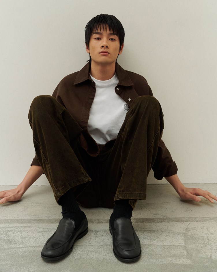 水洗霧感斜紋牛仔襯衫