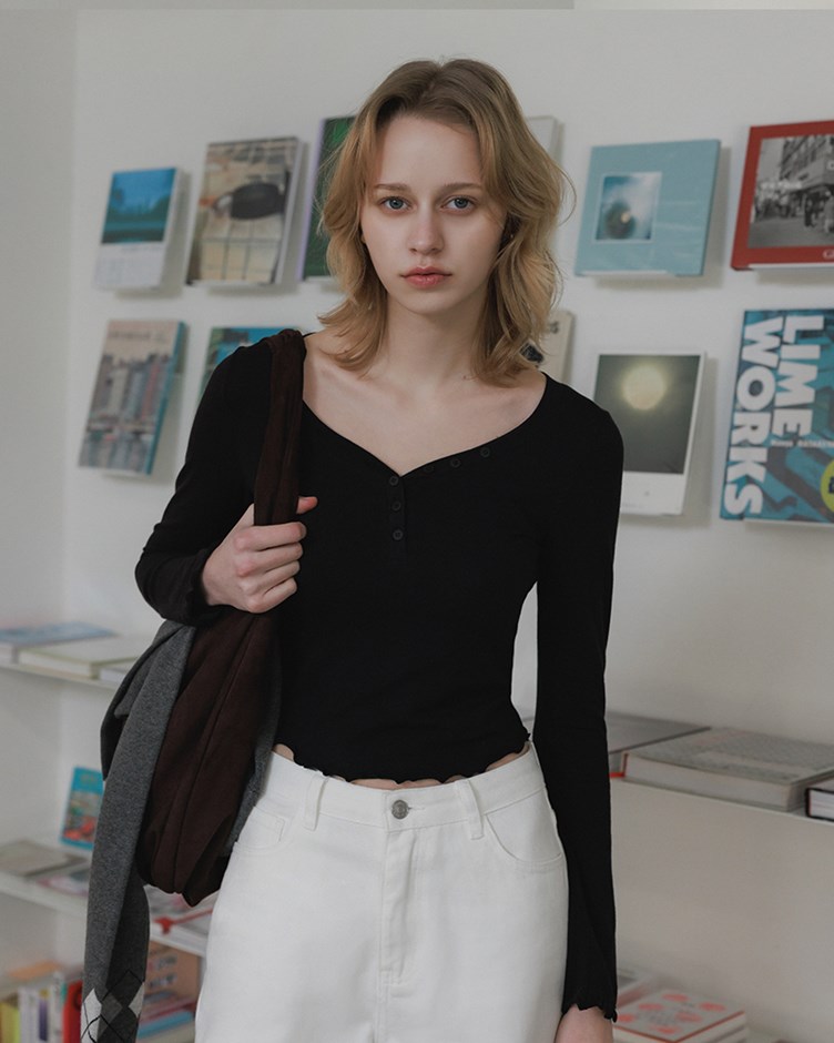 開釦V領捲邊上衣(22)