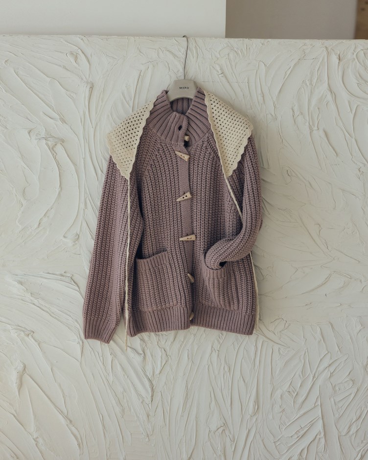 牛角釦立領粗針織外套