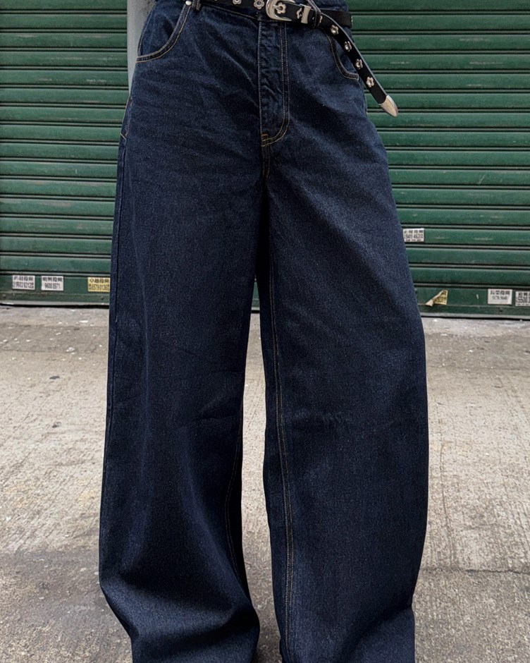 鉚釘造型原色牛仔寬褲