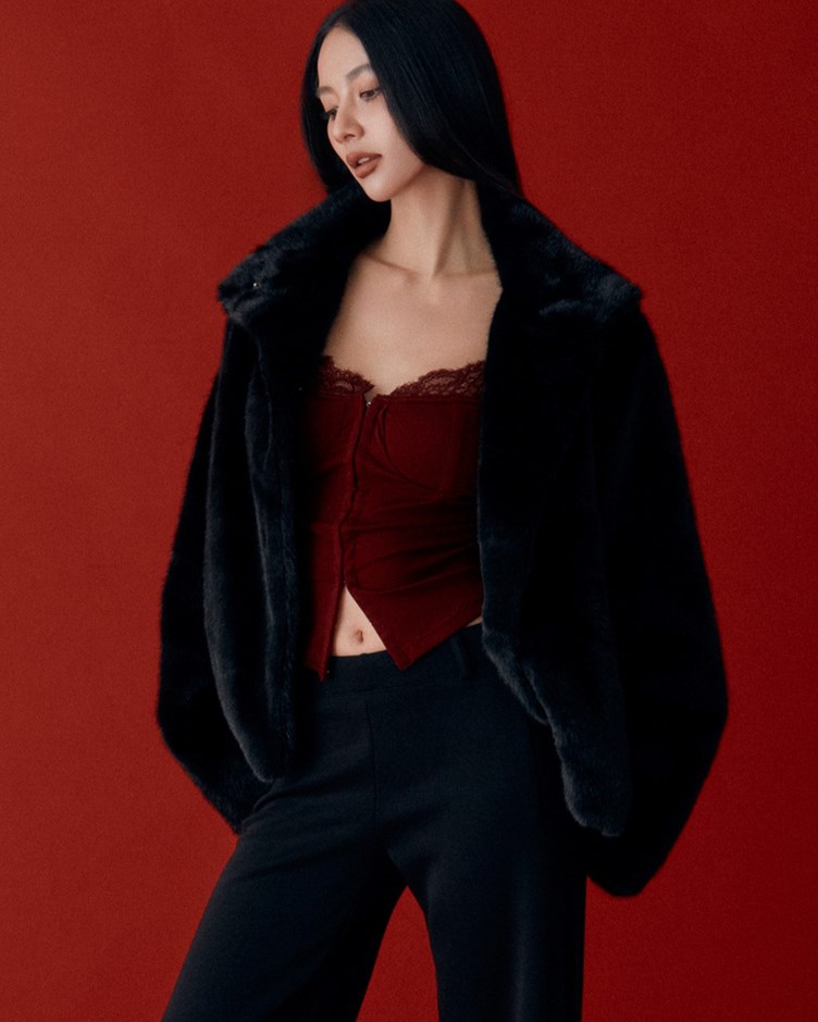 大翻領皮草外套