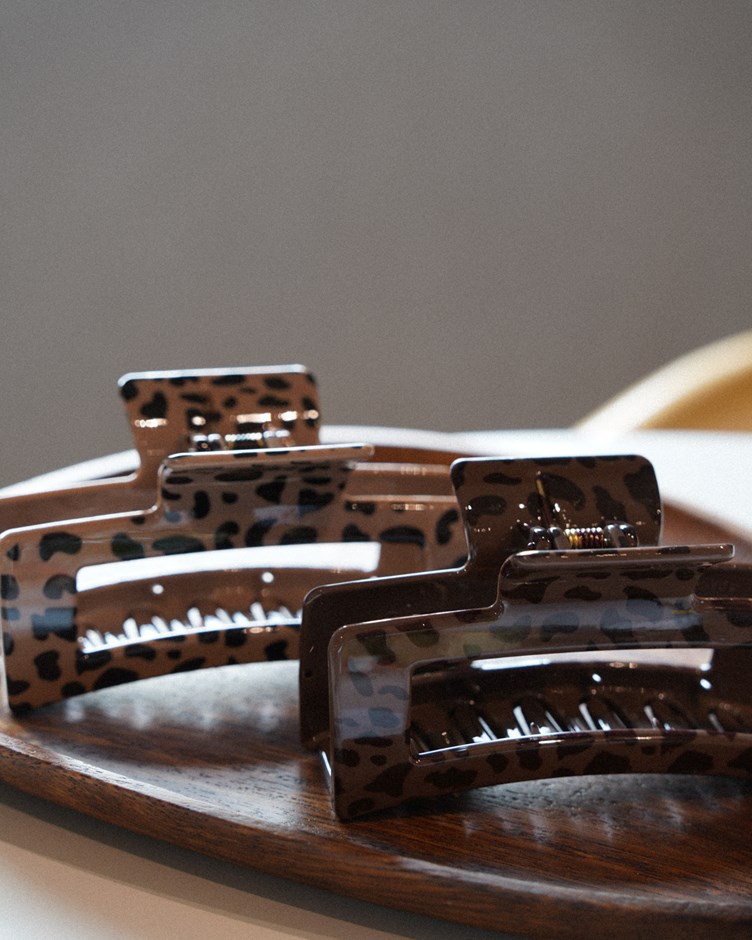 Wild Muse 豹紋啞光髮抓夾