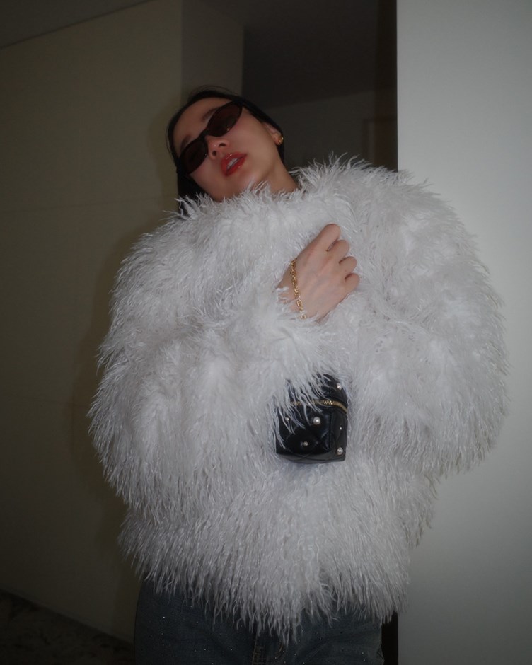 無領暗釦仿皮草外套