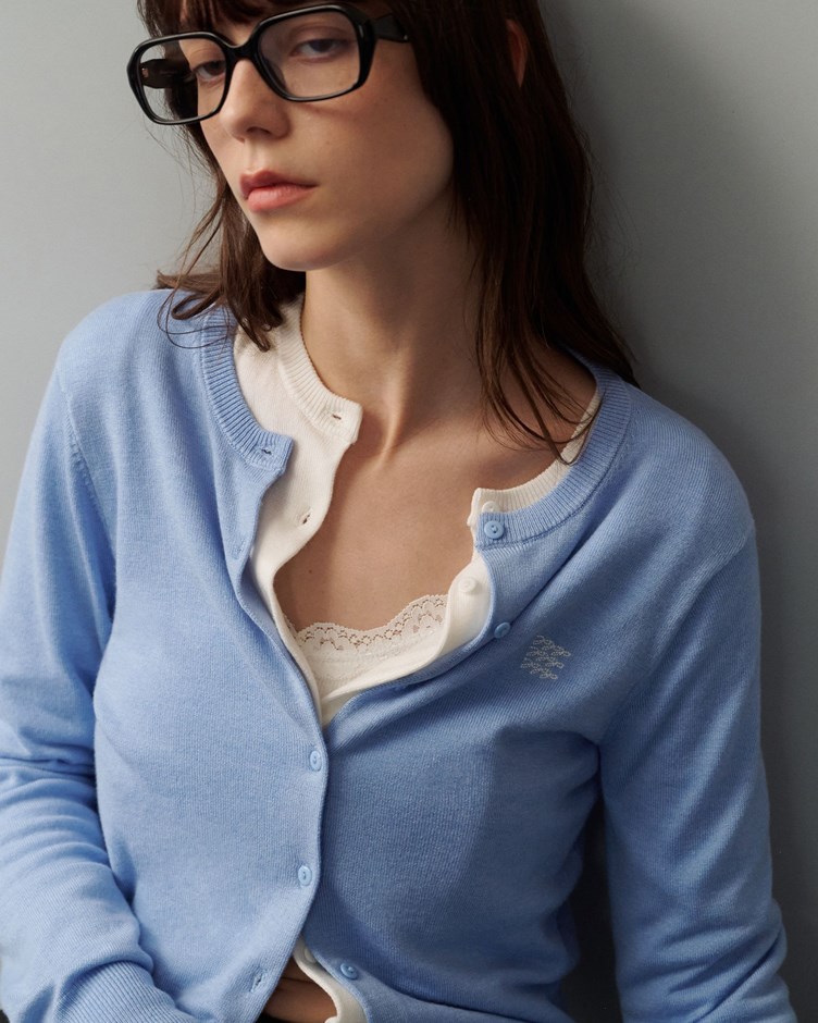 品牌LOGO質感針織外套