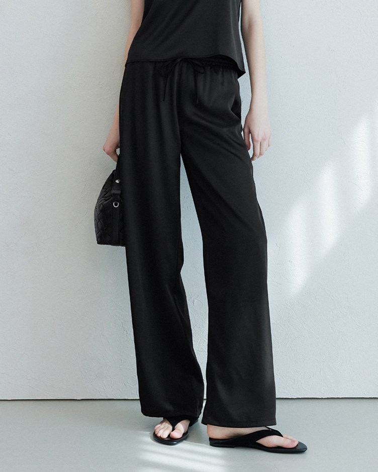 霧光緞面直筒褲