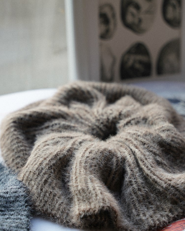 毛絨霧感條紋大腸圈