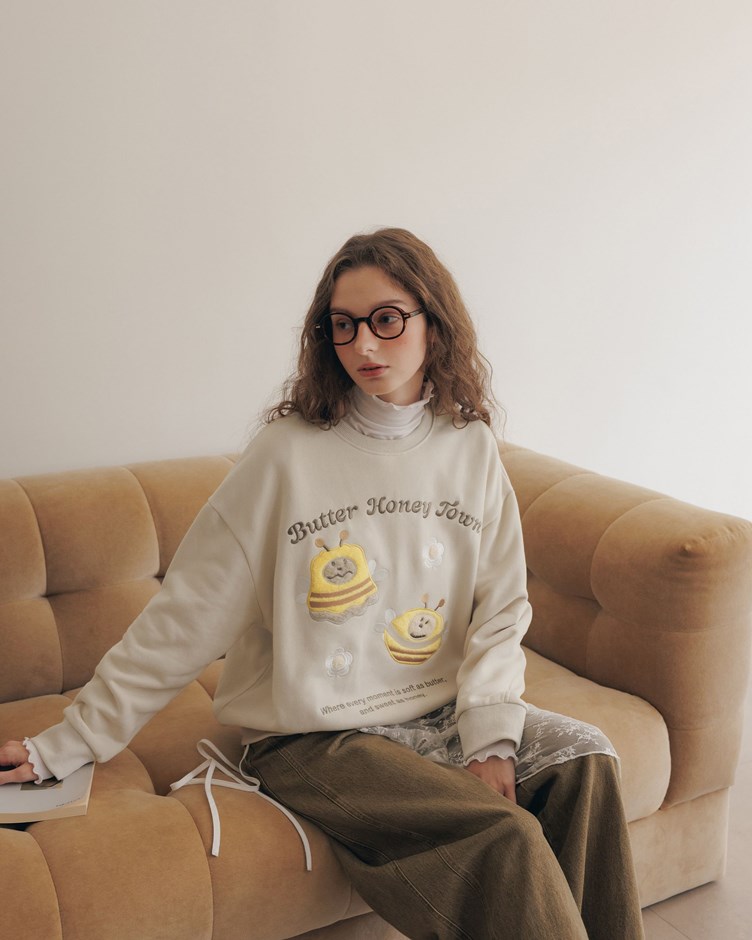 奶油蜂蜜QQ毛拼布大學TEE