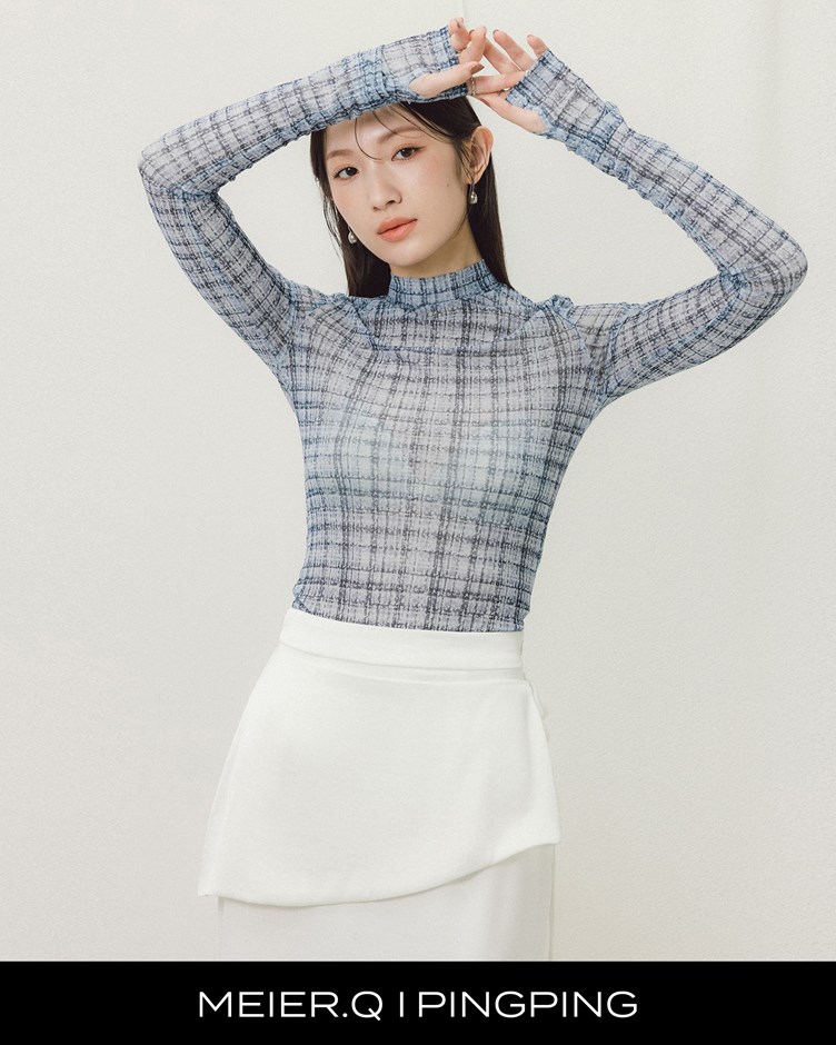 pingping-毛呢紋理堆堆袖透膚上衣