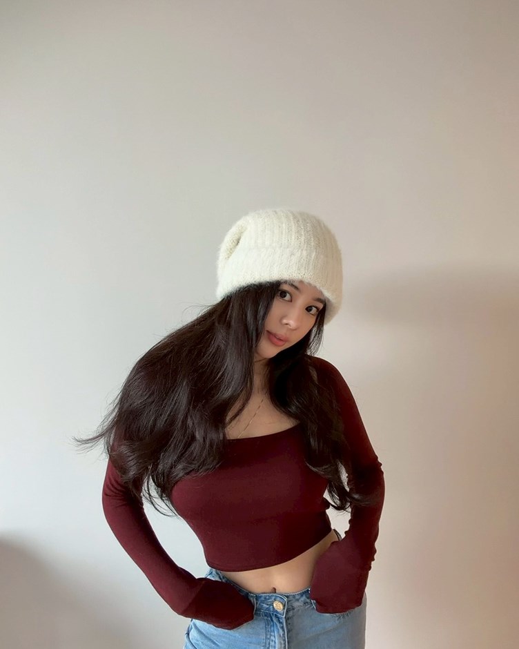 HER 冬季經典顯瘦 BRA TOP 羊毛上衣