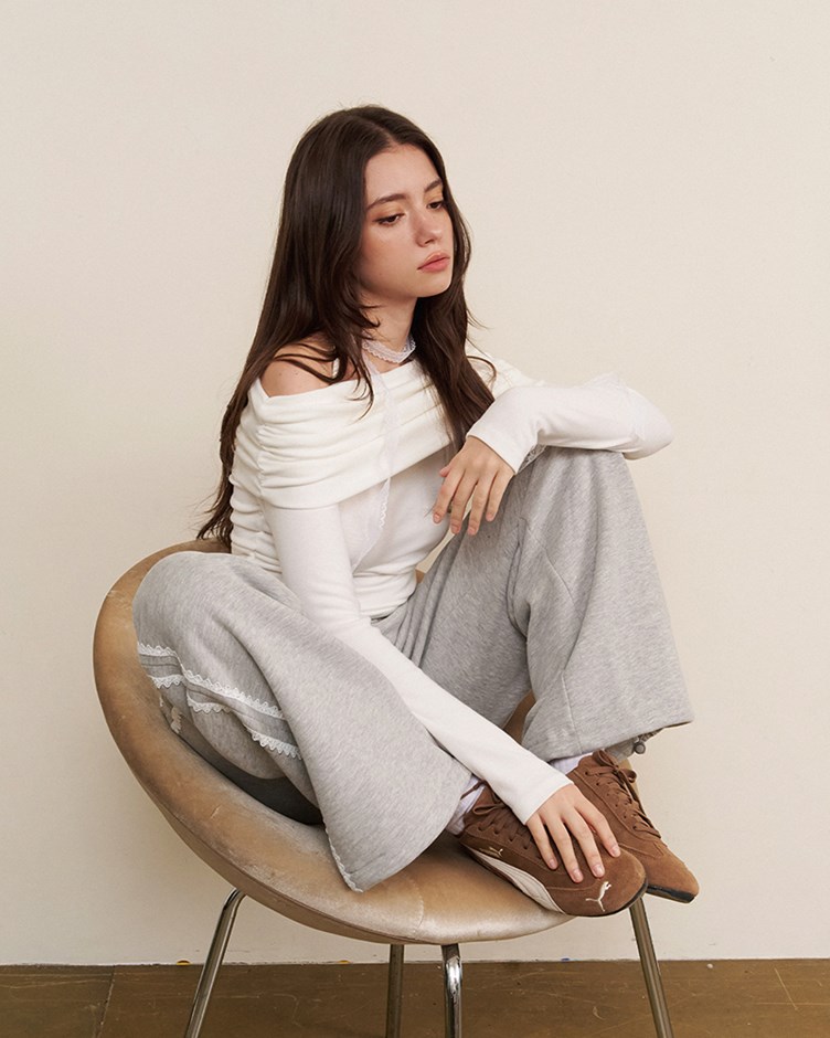 繞頸一字領蝴蝶結上衣