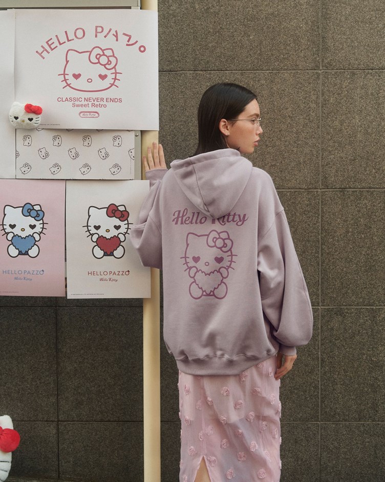 HELLO KITTY框線愛心造型連帽大學TEE