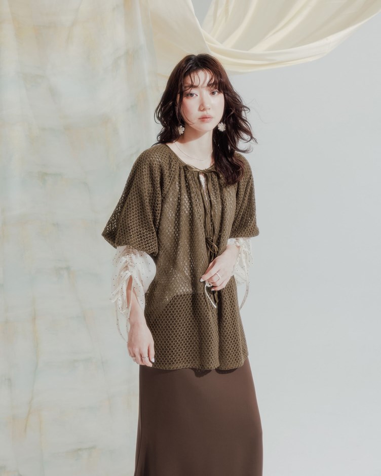 日系網格澎袖綁帶上衣