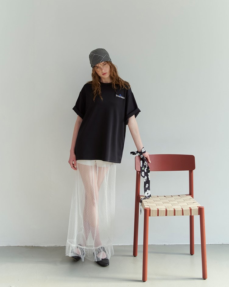 Tomodachi果凍感刺繡寬鬆TEE(unisex)