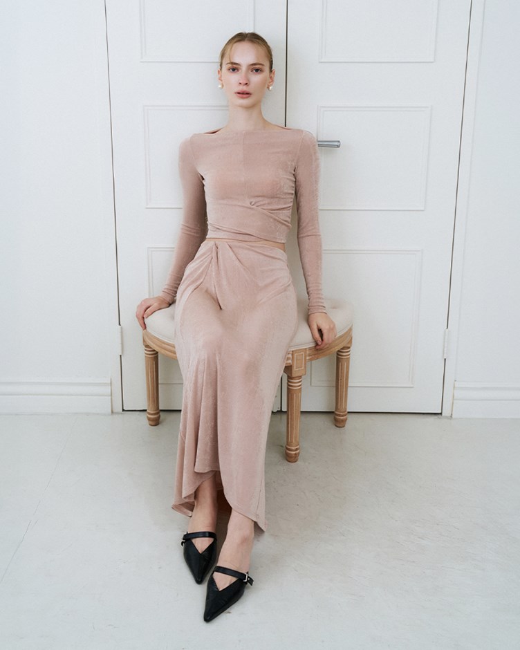 微光彈力船領造型上衣