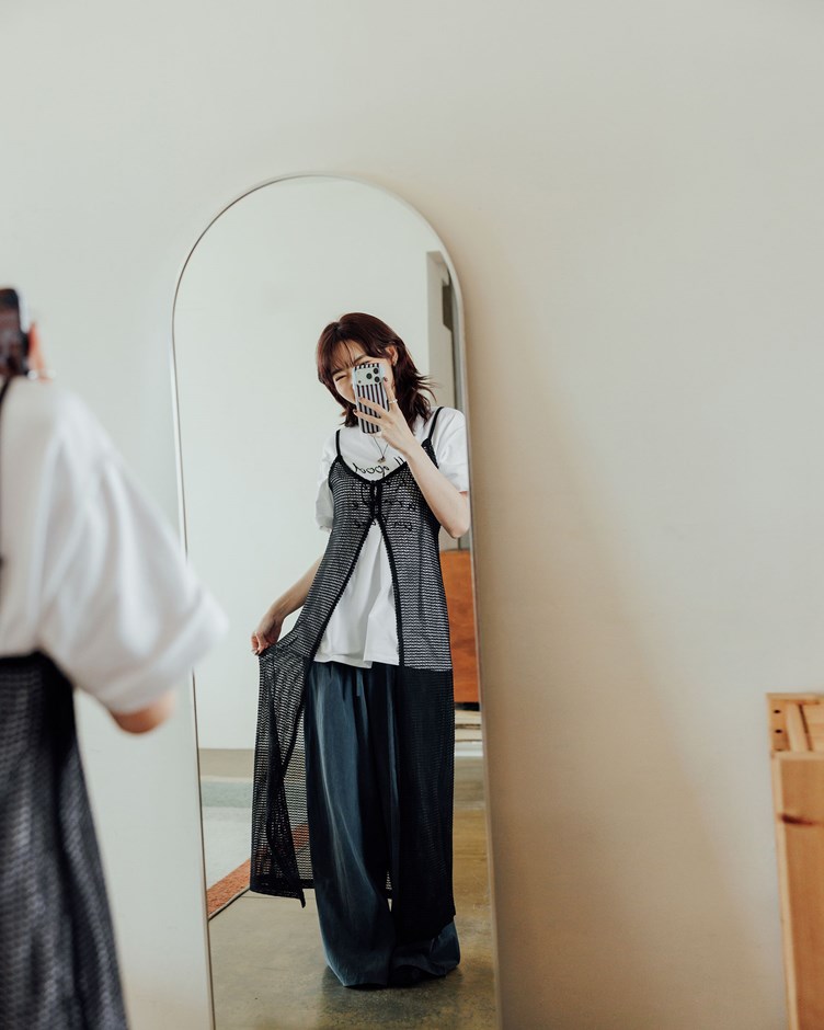 簍空針織外罩洋裝