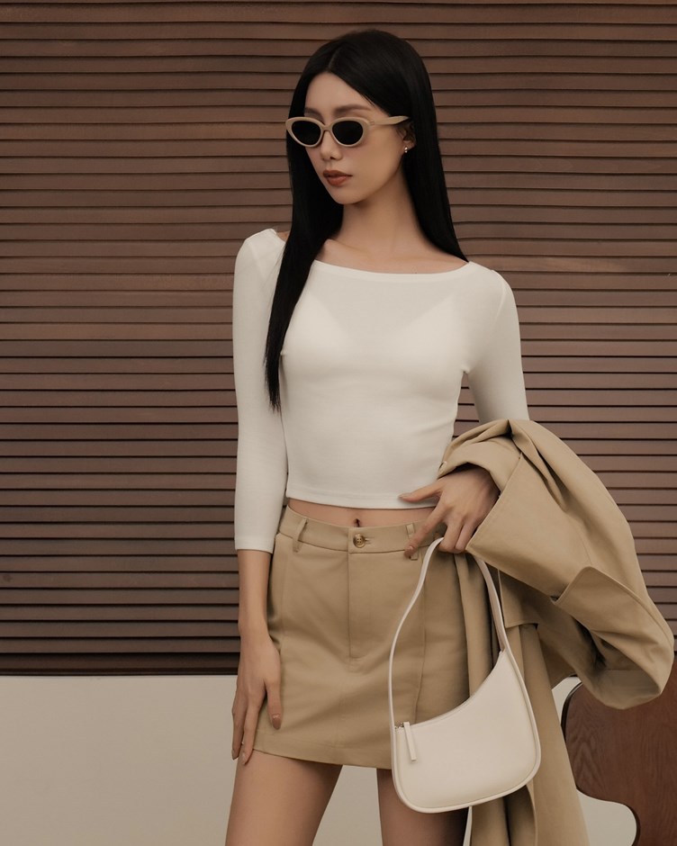 船型領棉質七分袖上衣