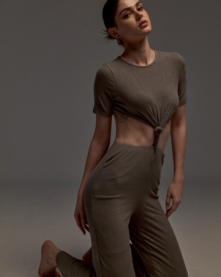 人造絲｜大露背扭結彈性連身褲