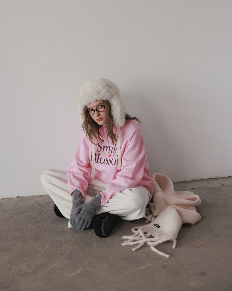 MIT微笑花朵內刷毛大學TEE