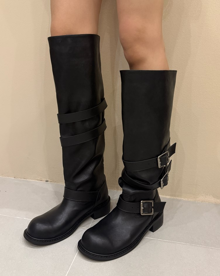 多釦環堆堆過膝靴(版型正常)