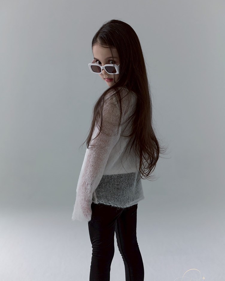Little Loose-Knit Long Sleeve Top