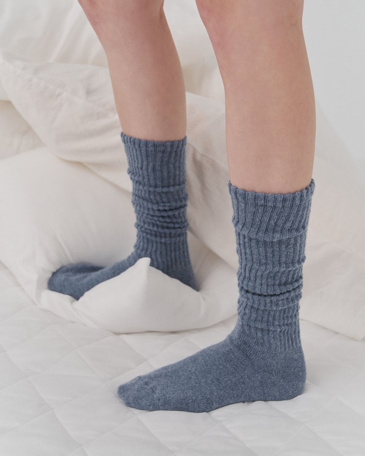 舒彈羊絨坑紋堆堆襪