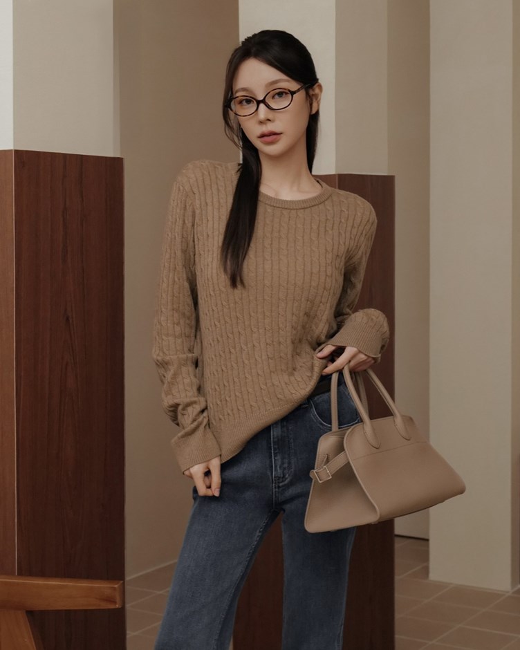 細針羊毛麻花圓領長袖