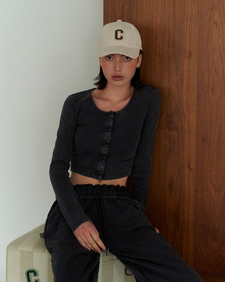 水洗羅紋U領壓釦上衣(金針菇&黃大謙聯名款)