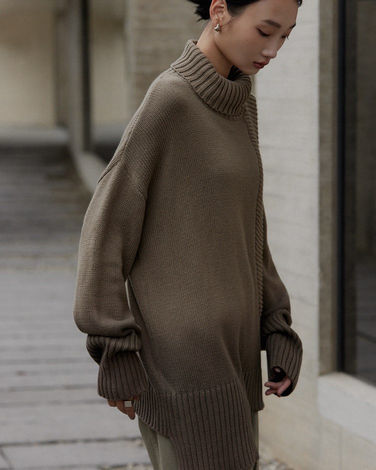 High-neck Gradient Sweater高領漸層染毛衣