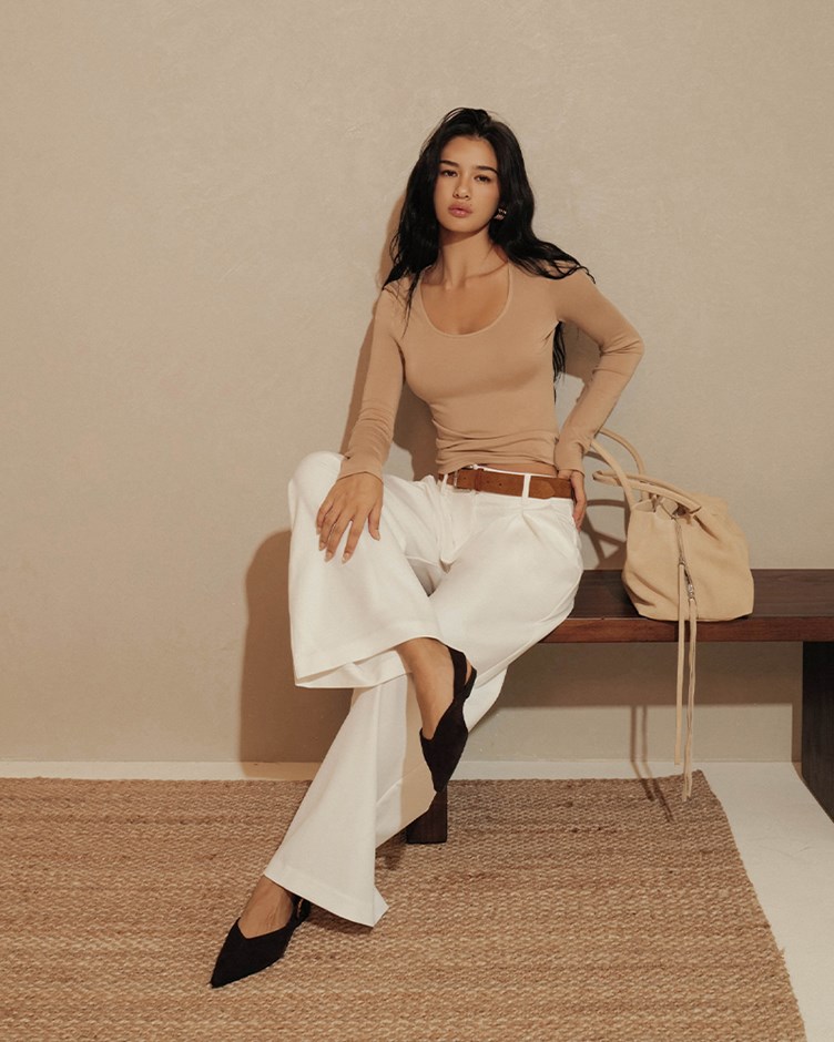 大圓領內磨毛長袖上衣(The Elaru label 聯名款-Eleanore)