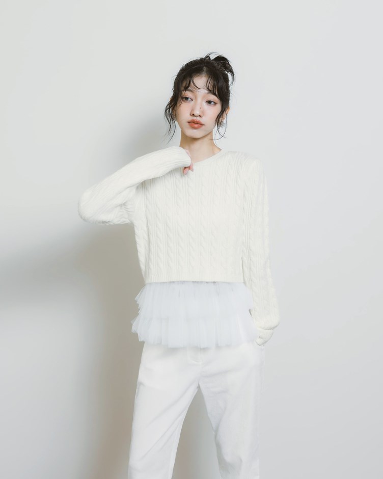 質感麻花織紋上衣