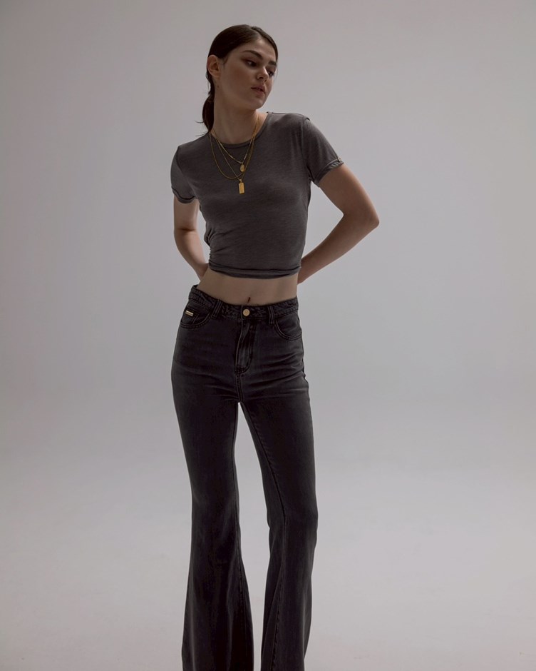 HER Effortless Chic Flared Denim