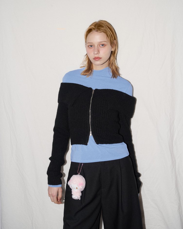 磨毛感坑紋一字領針織上衣