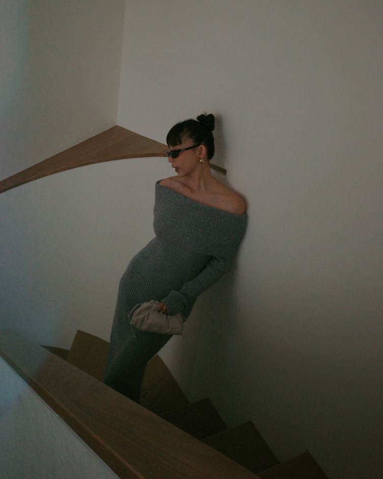 一字領針織長洋裝